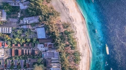 Warna Beach Hotel