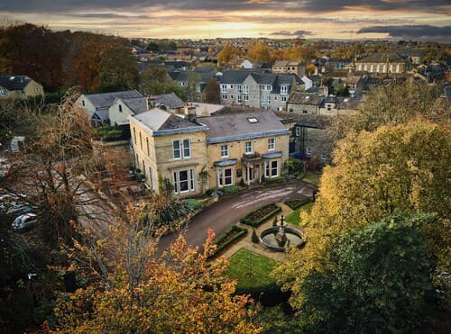 Manor House Lindley