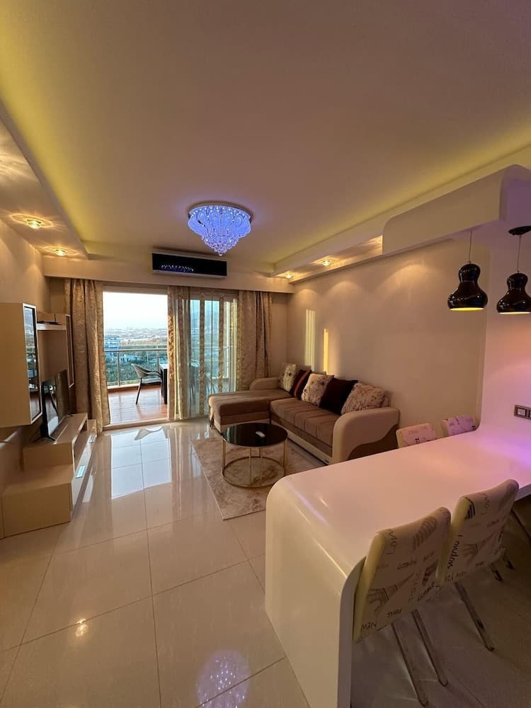Alanya Azura Family Style