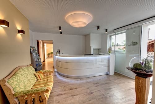 Hotel Am Wiesenhang - Garni