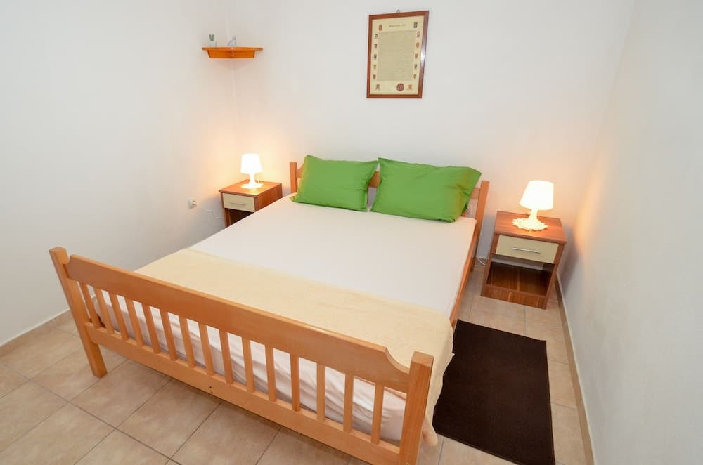 Apartments Risan Center