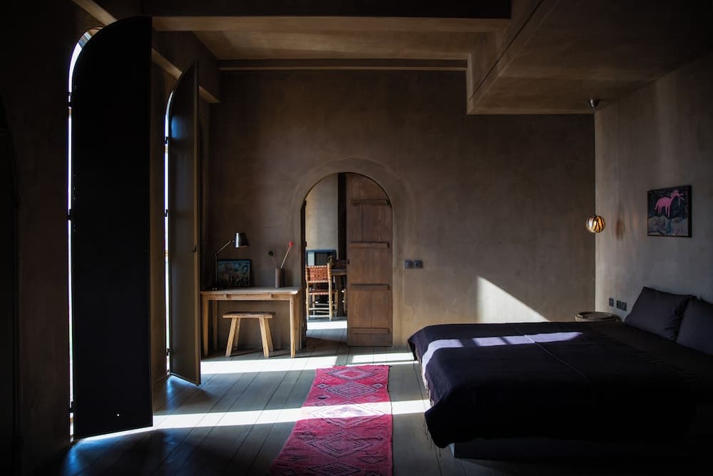 Life Gallery Hotel