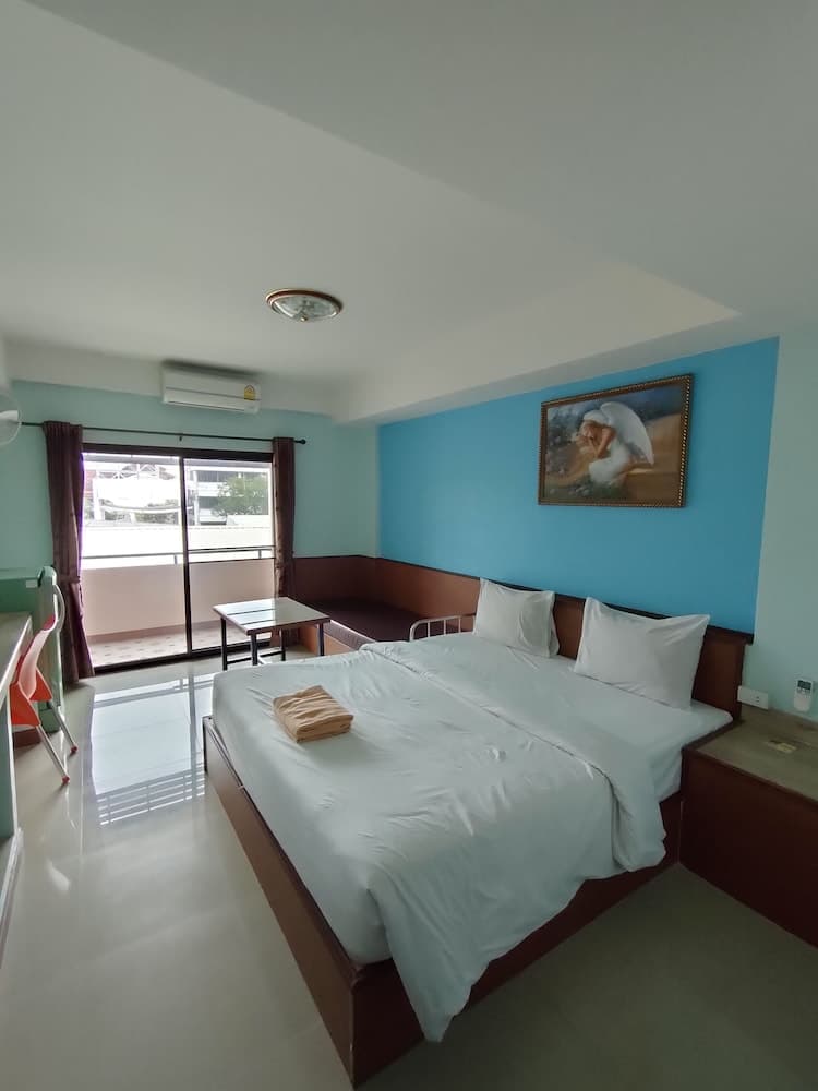 Thorada Place