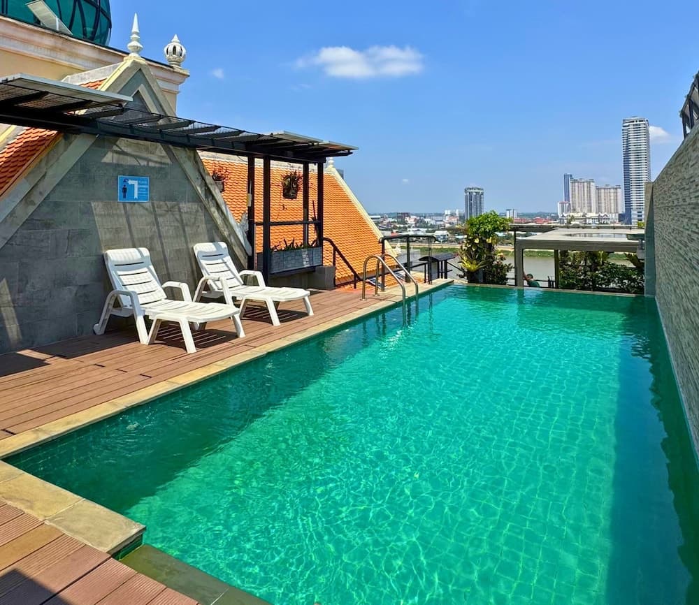 LCS Hotel & Apartment