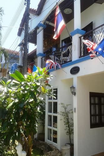 Summer Breeze Inn Hotel