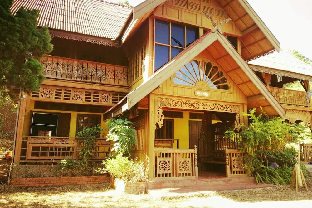 Crossroads House - Hostel