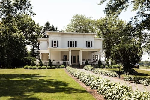 John Joseph Inn