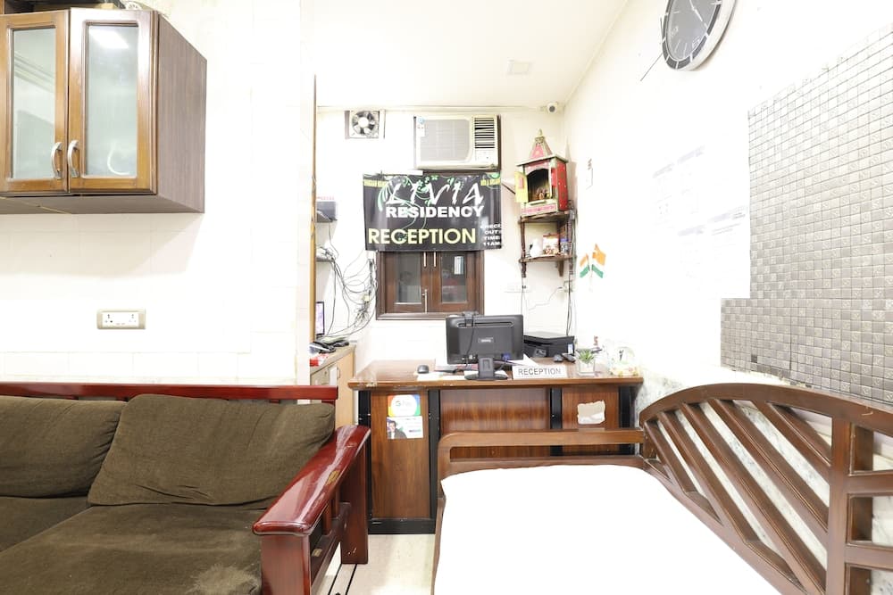 Livia Residency