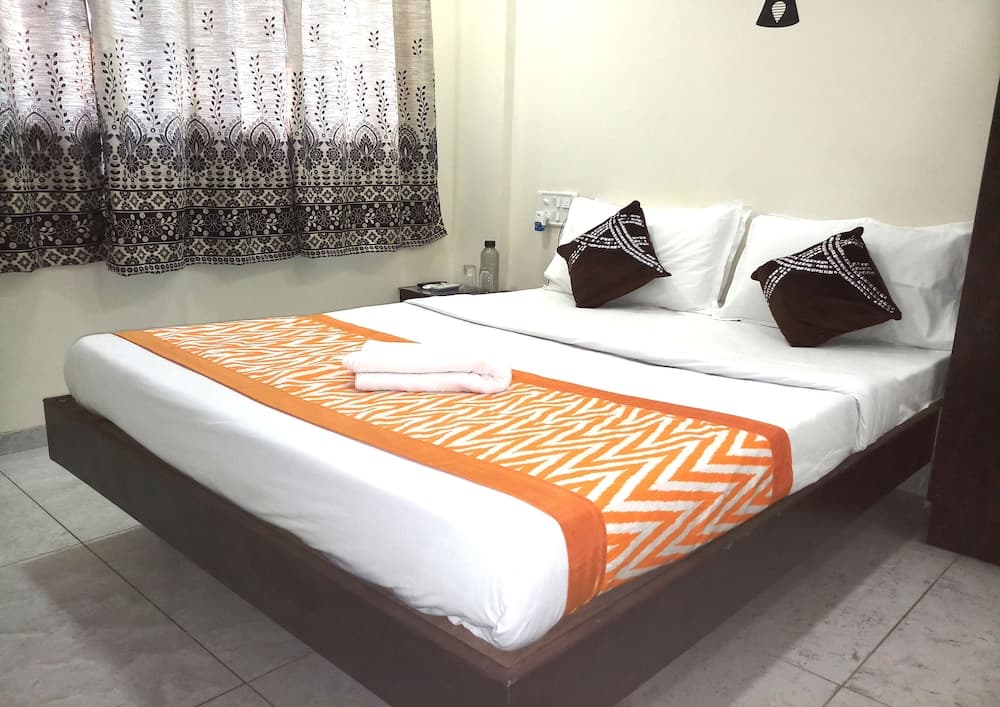 Hotel Royal Front Residency