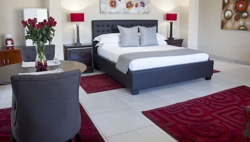 Airport Garden Boutique Hotel