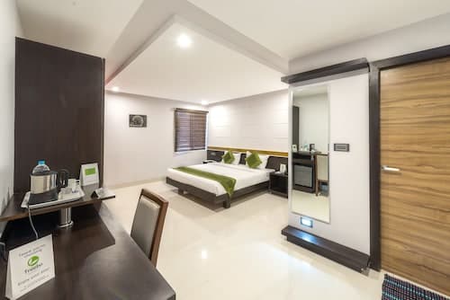 Treebo Raj Premier, Indiranagar