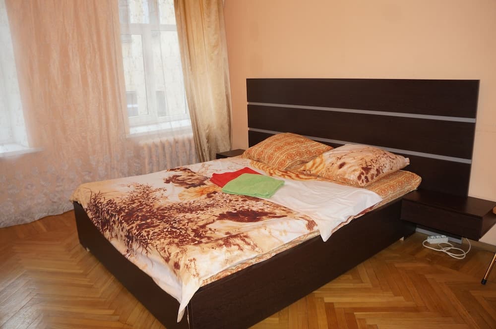 Apartment RF88 on Bronnickaya 14