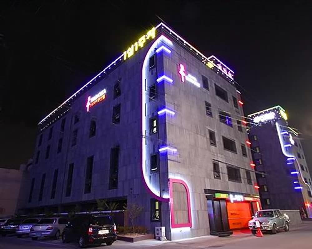 Madoka Motel