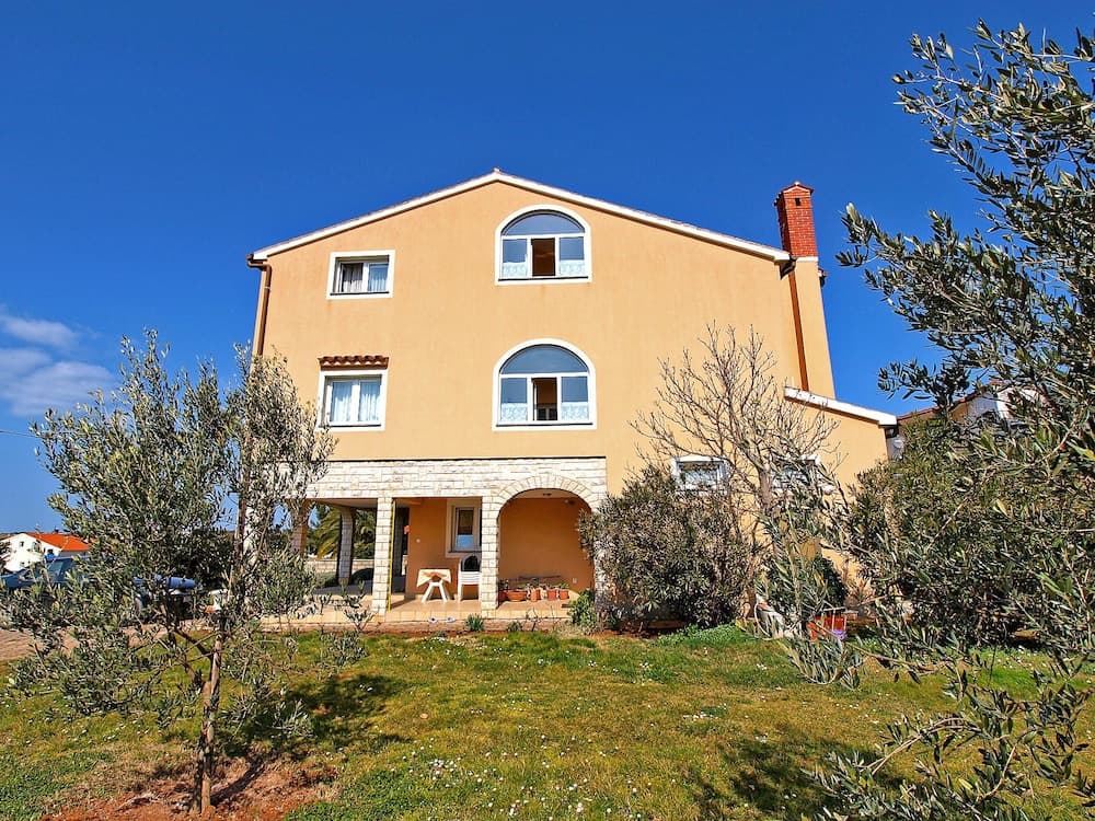Apartment Anica 770