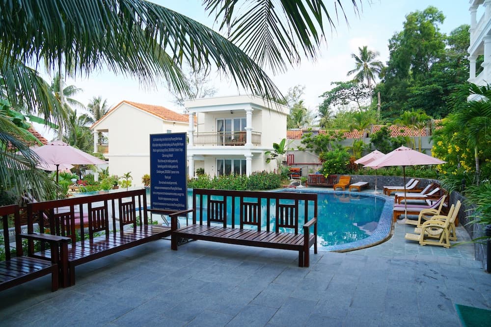 Phuong Binh House