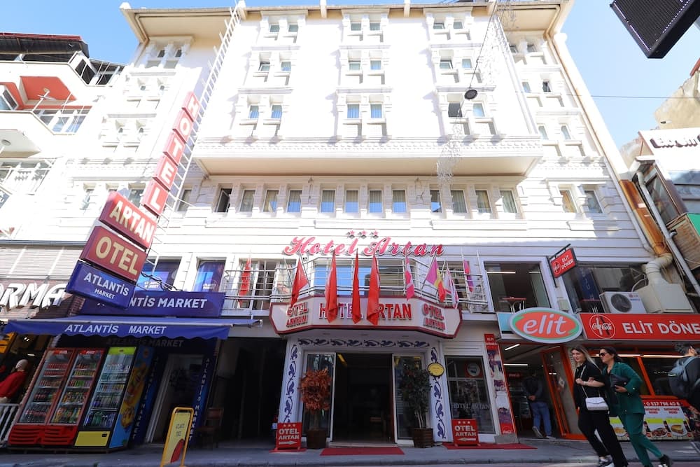 Artan Hotel