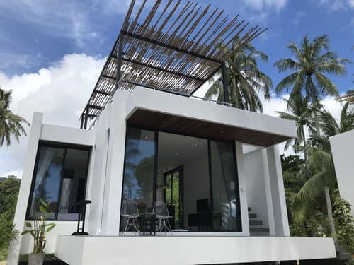 Lennon Maison