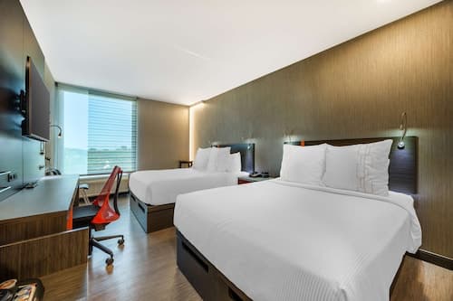 Best Western Premier Springfield Plaza District Hotel