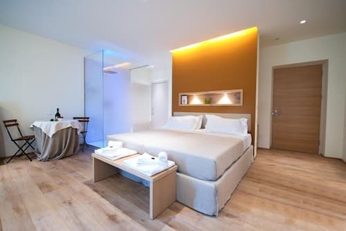 Massimago Wine Suites