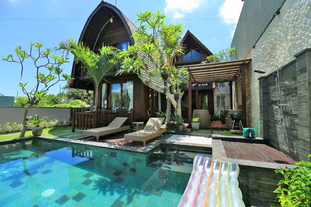 Raja Woods Villa