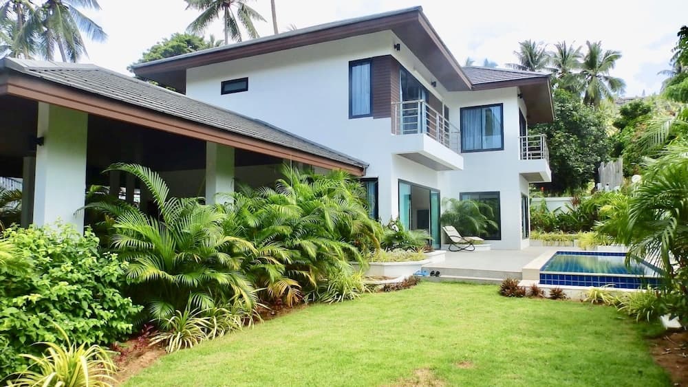 3 Bedroom Private Pool Villa Flora