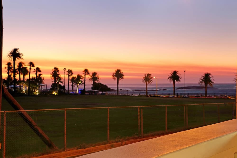 Camps Bay Beach Apartment