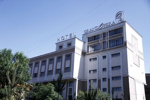 Grand Opera Hotel