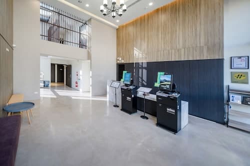 CHECK inn Express Taichung Fuxing