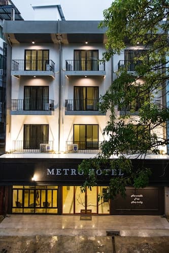 Metro Hotel