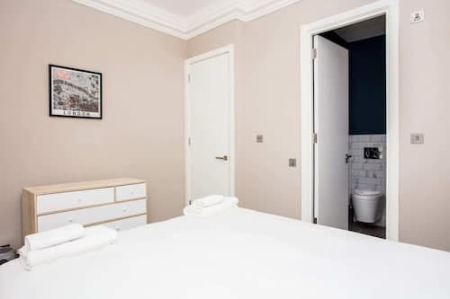 Bright, Vibrant 1 BD Apartment in Sth Hampstead