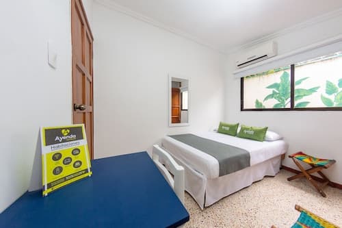 Hotel Ayenda Casa Cano 1805