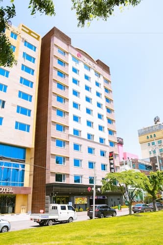 Yeosu Beach Hotel