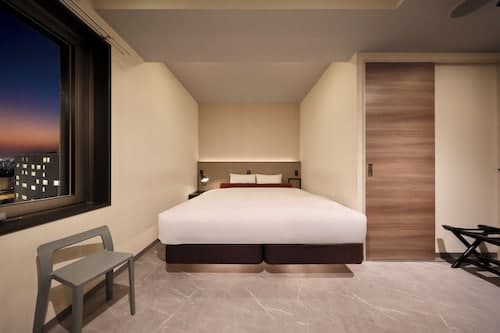 Nipponbashi Crystal Hotel 2