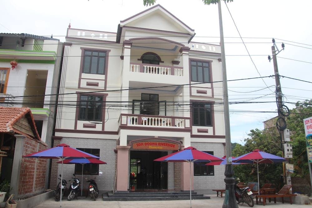 Son Doong Riverside Homestay