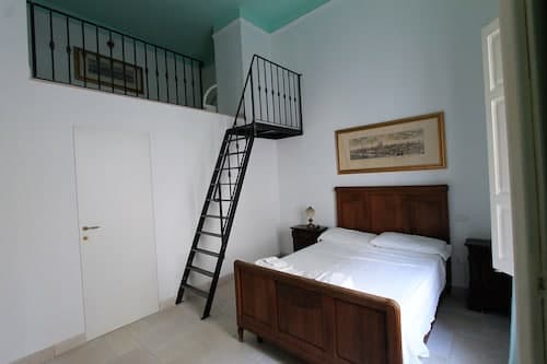 La Casa Del Mercante