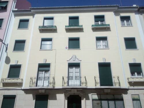 Boomerang Serviced Apartment's