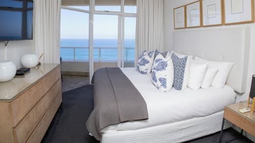 801 Oyster Schelles - Near Umhlanga Rocks Beach