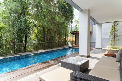 Narwastu hill 6BR villa with pool and movie room