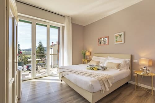 B & B La Cornice - Gina Room With Bathroom and Private Terrace