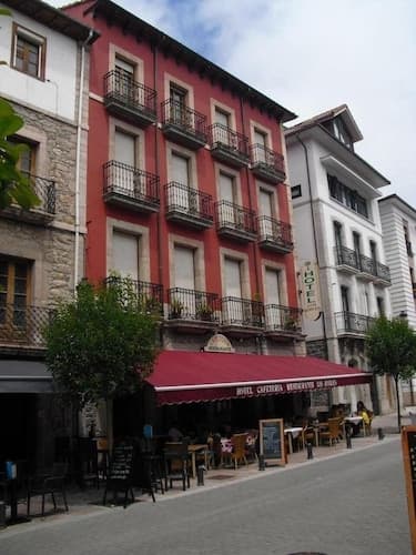 Hotel Los Robles