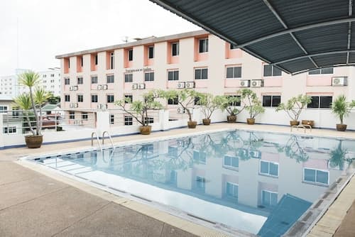 K.S. Pavilion Hotel