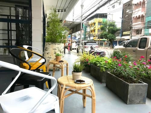 Spinomad Hostel