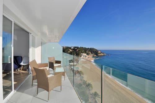 Apartment view of the sea