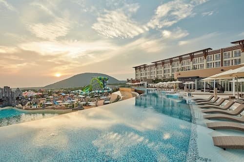 Shinhwa Jeju Shinhwa World Hotel & Resorts