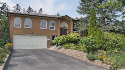 Applewood Hills Apartment