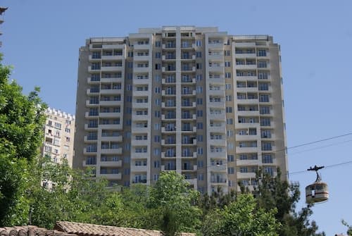 Vazi Aparthotel