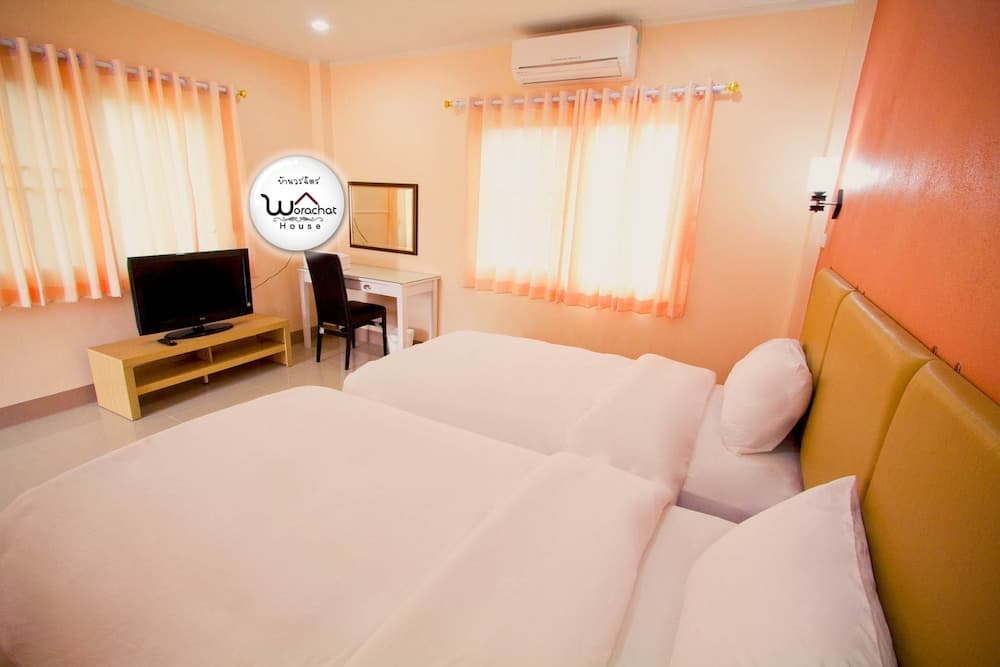 Worachat House