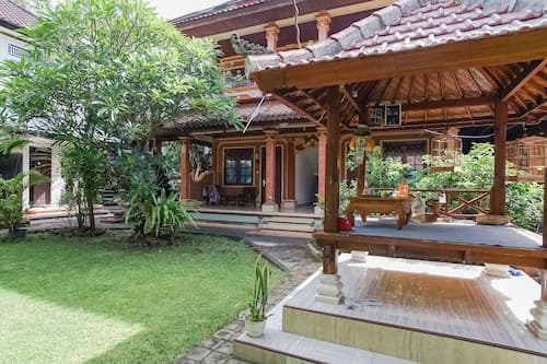 Indopurejoy House - Komala Indah Cottages - Hostel