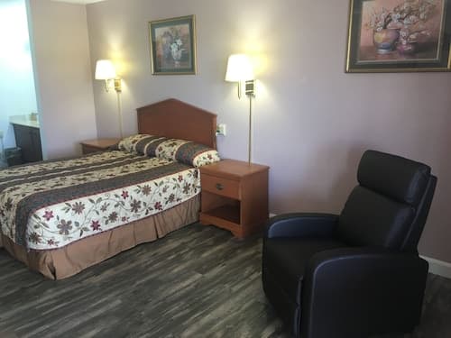 Finn's 66 Motel