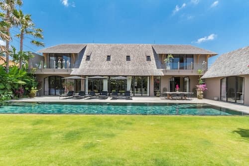 Villa Taijasa - Luxury 5BR Villa with 20m Pool